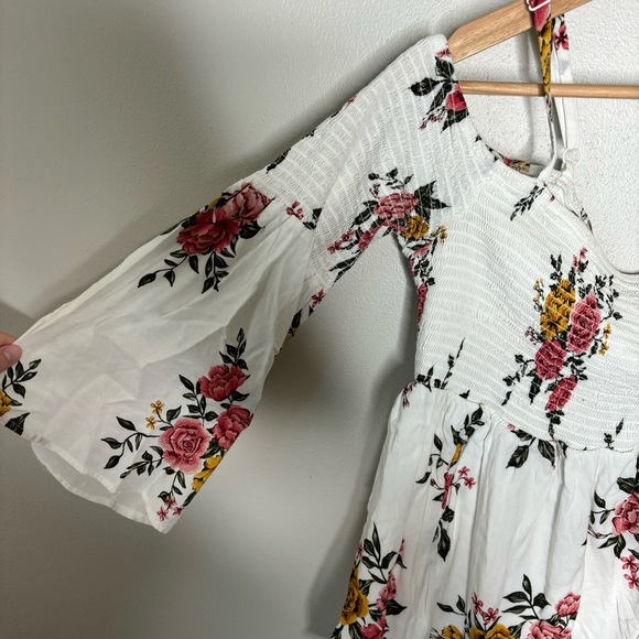 Torrid Challis Cold Shoulder Blouse 0 - Picture 6 of 10